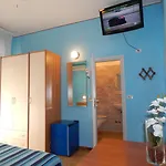 Vera ホテル *