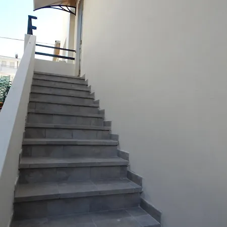 Otel Vera *