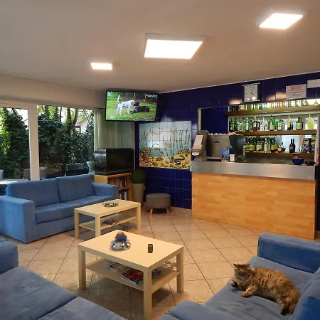 Otel Vera *