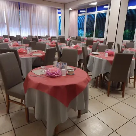 Otel Vera *